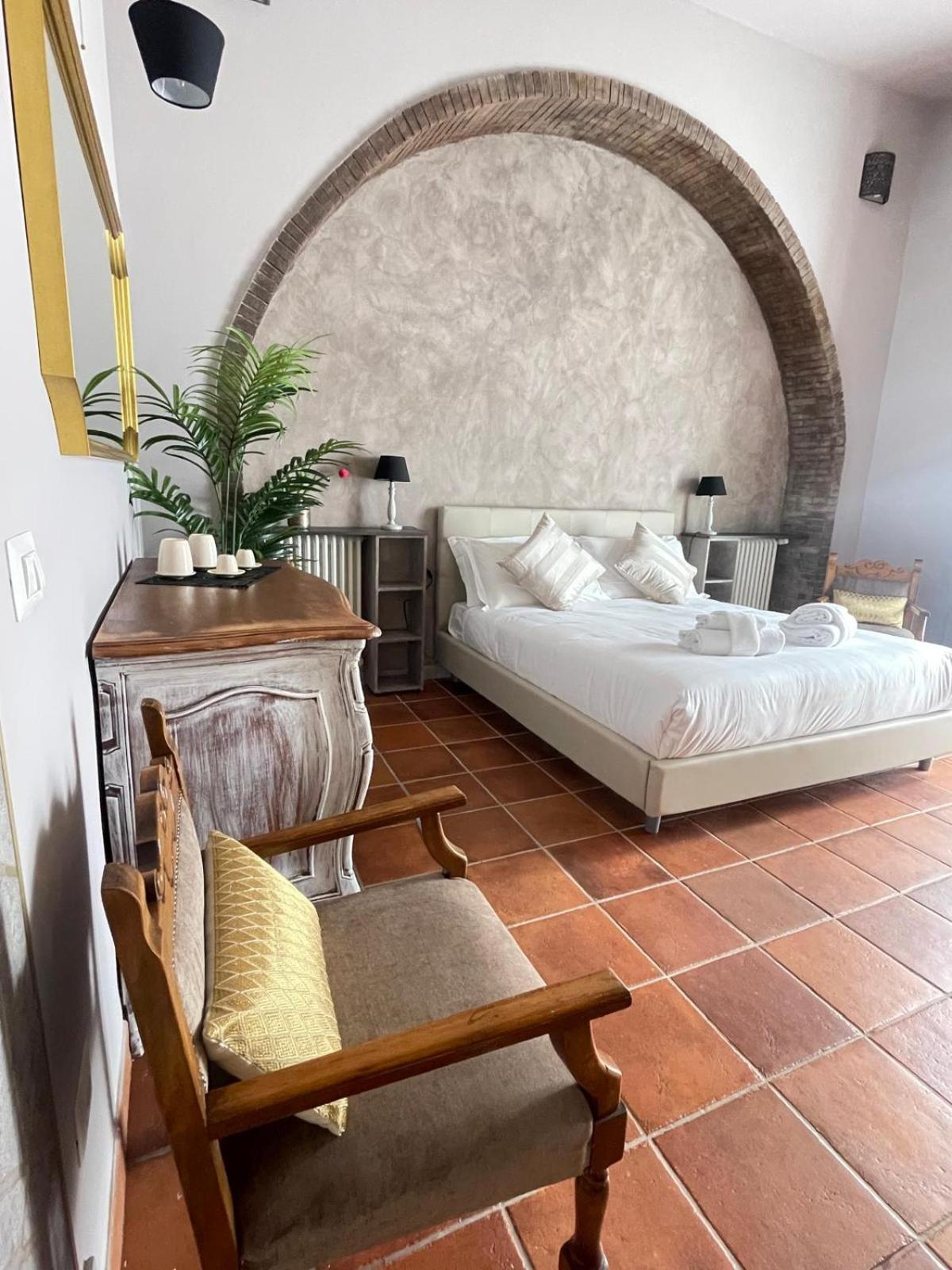 Lucilla'S Suite San Pietro Station Рим Екстер'єр фото