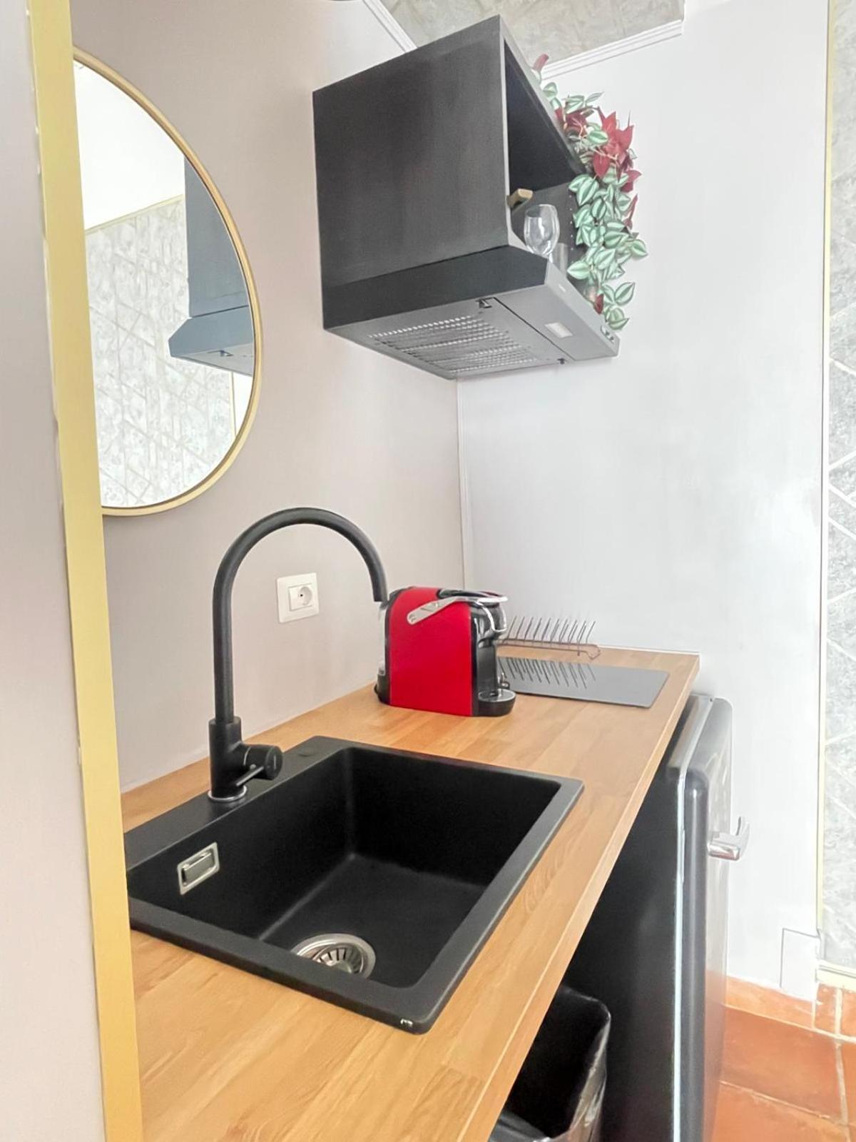 Lucilla'S Suite San Pietro Station Рим Екстер'єр фото