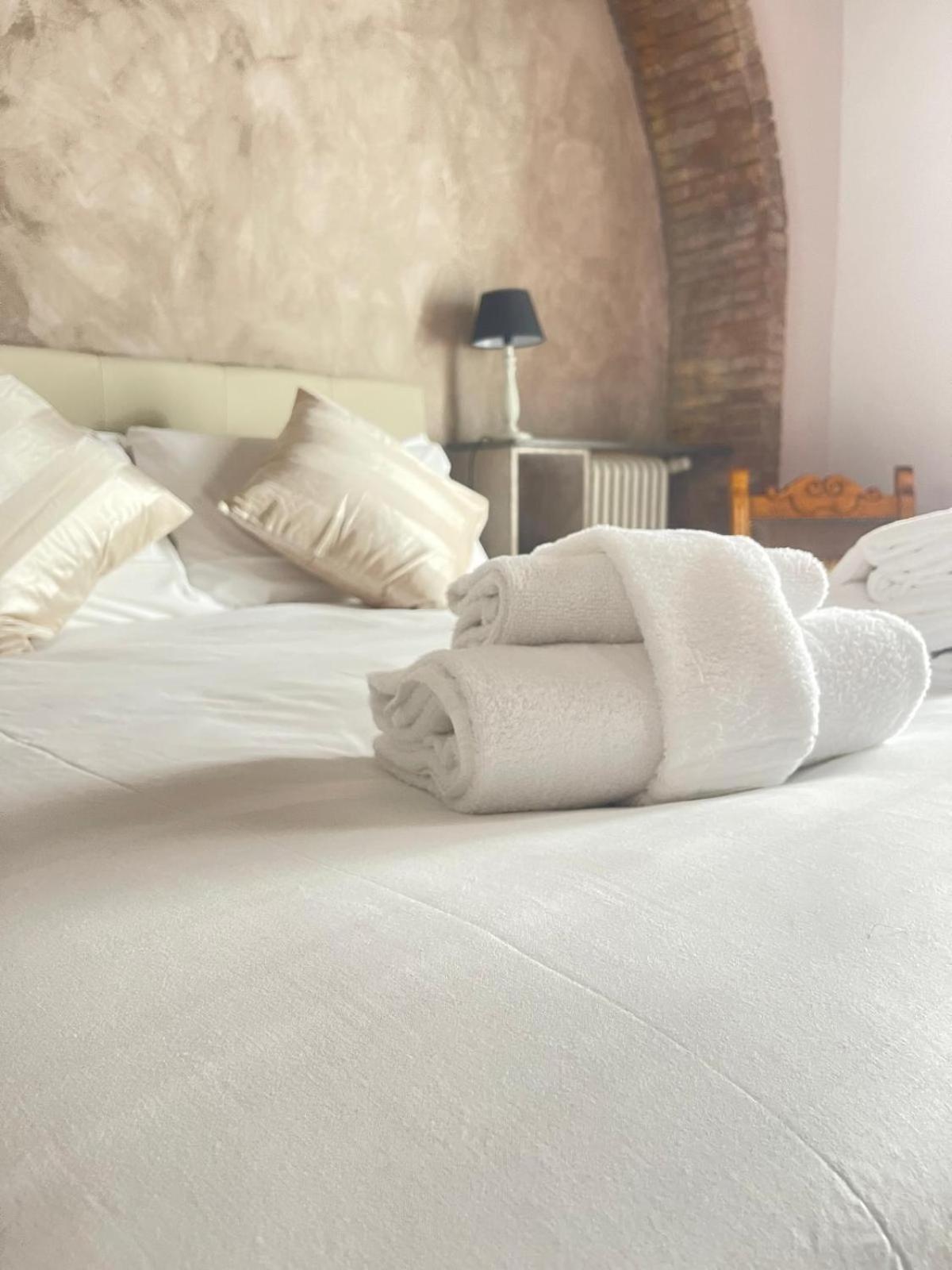 Lucilla'S Suite San Pietro Station Рим Екстер'єр фото