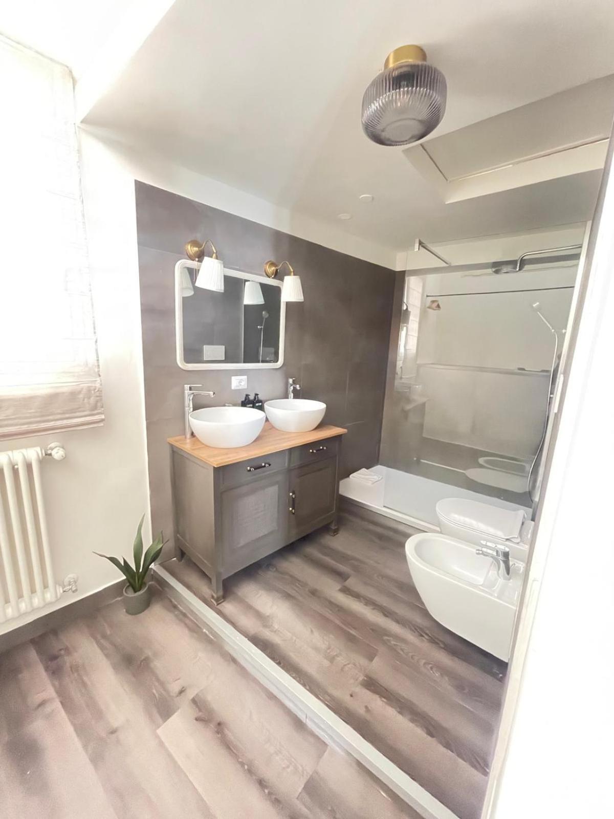 Lucilla'S Suite San Pietro Station Рим Екстер'єр фото